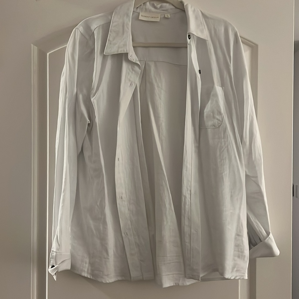 Sunny Leigh White linen blouse